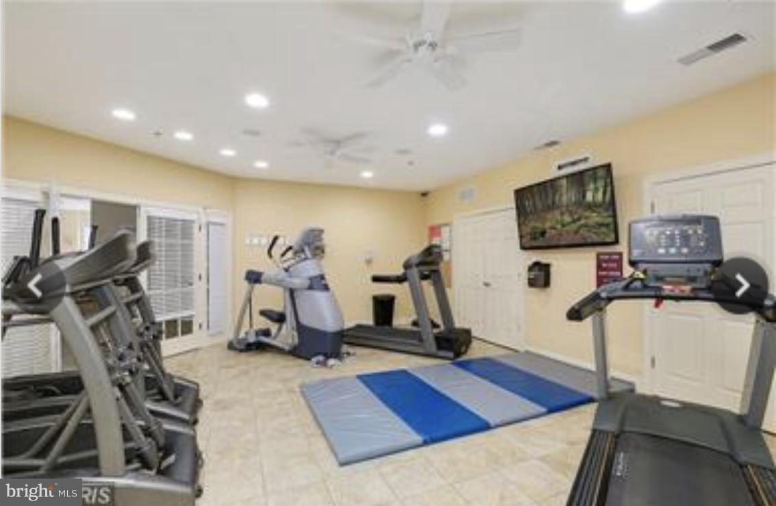 AMBERLEA AT SOUTH RIDING - Residential Lease