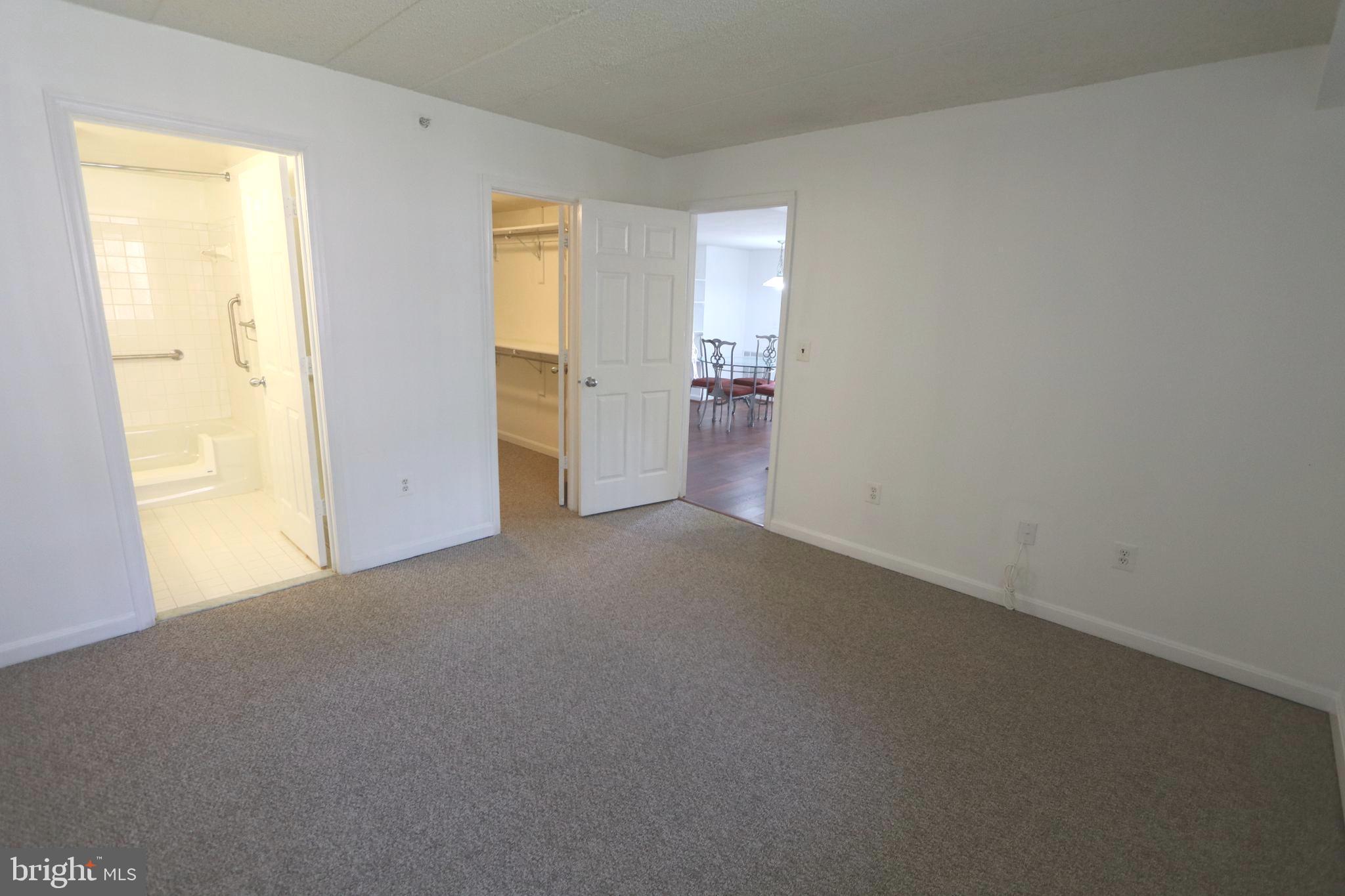 2605 DOUGLASS ROAD SE 102