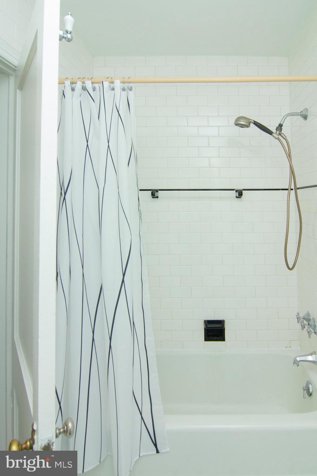 TOWSON ESTATES - Residential