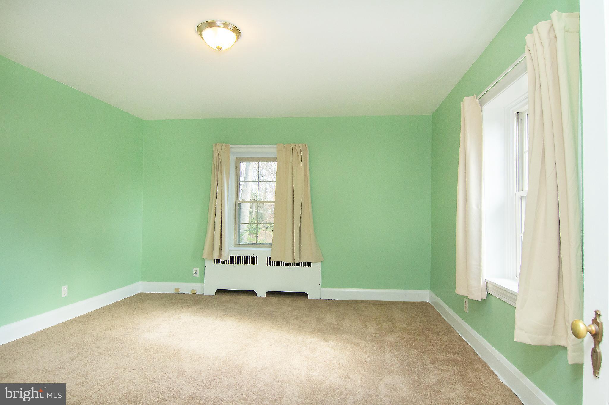 TOWSON ESTATES - Residential