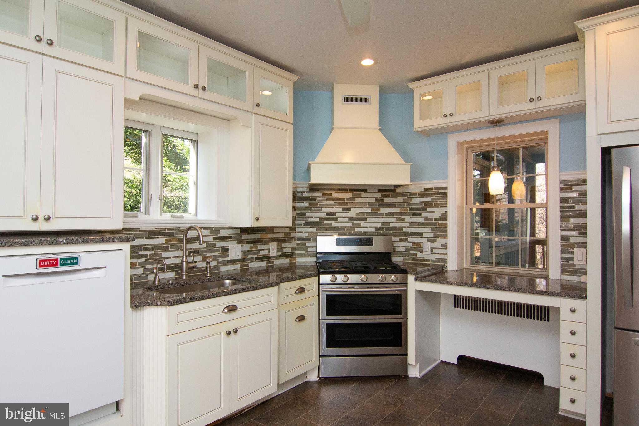 TOWSON ESTATES - Residential