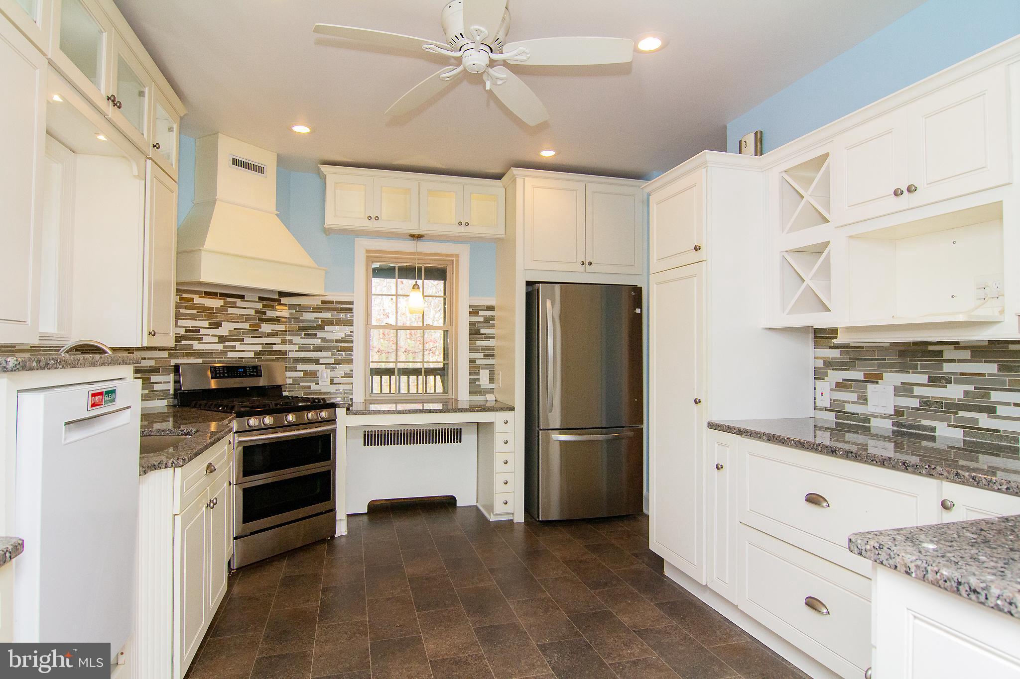 TOWSON ESTATES - Residential