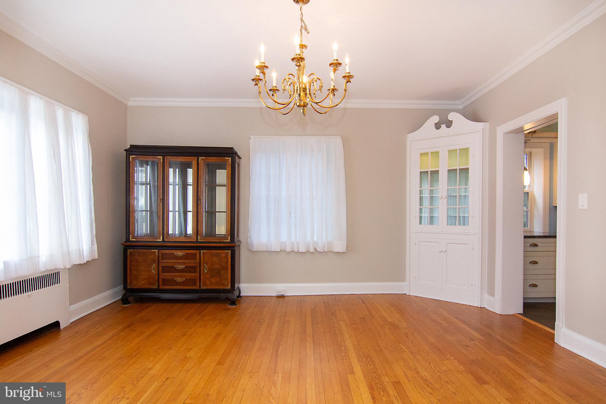 TOWSON ESTATES - Residential