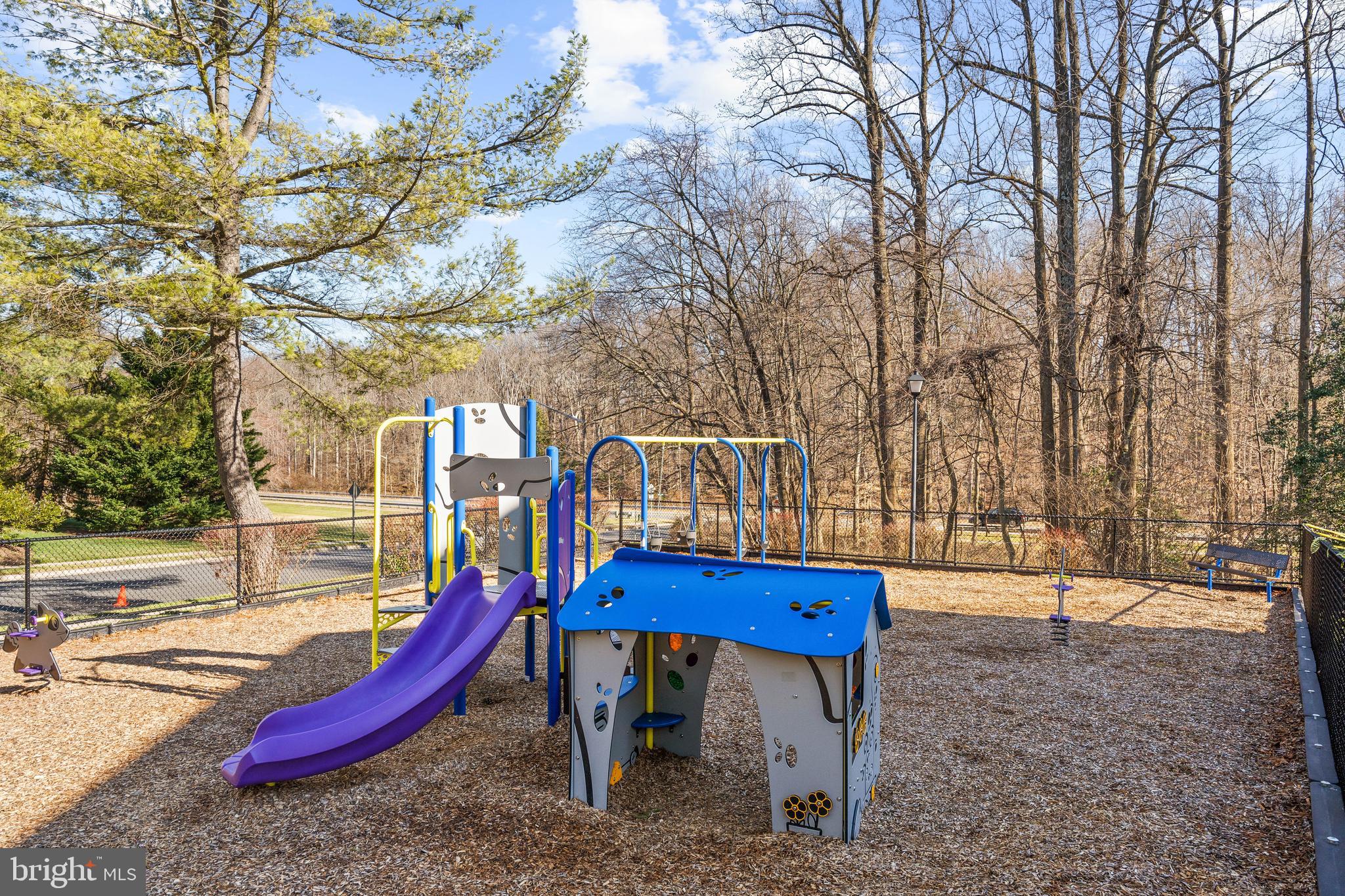 GREENTREE VILLAGE - Residential