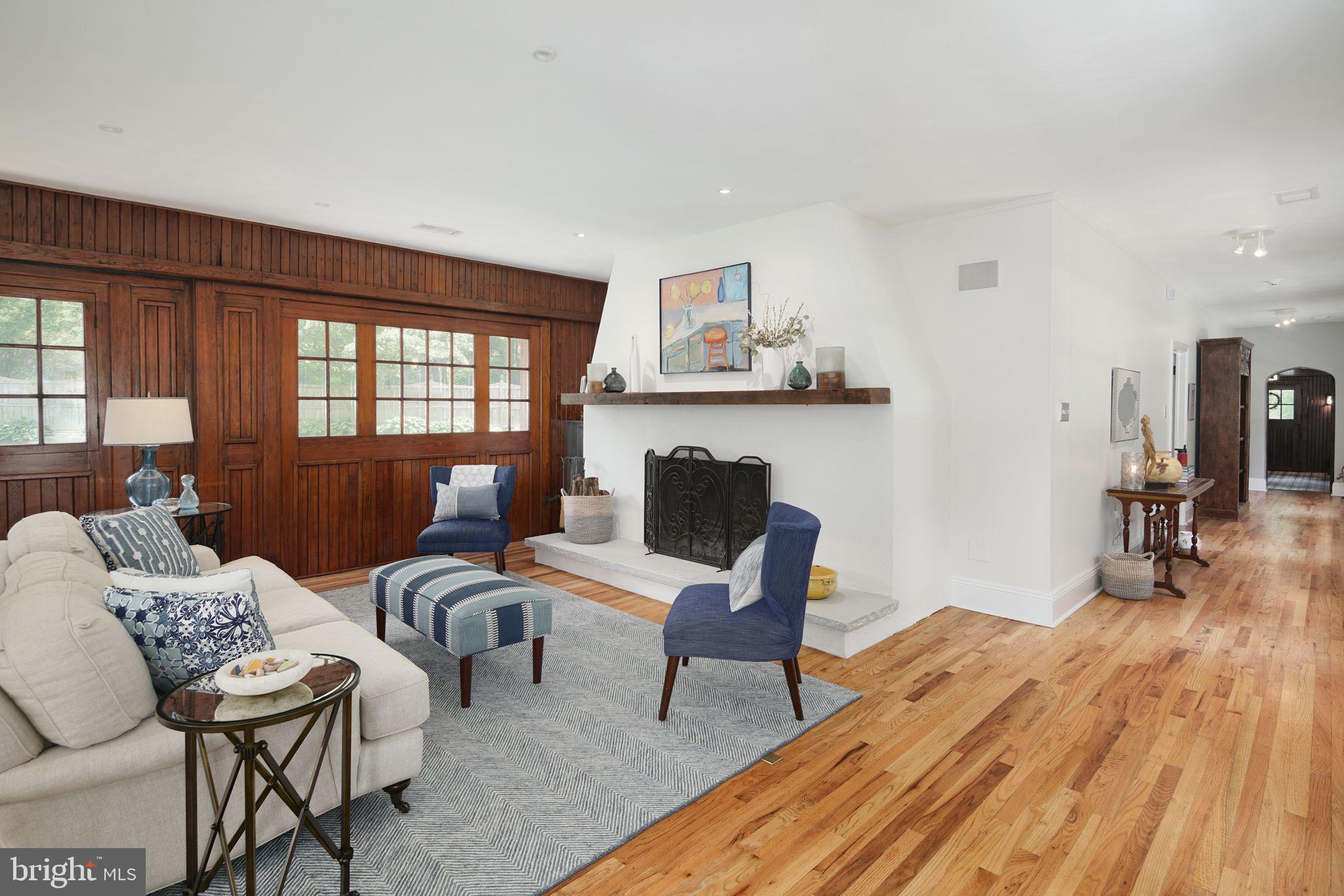 FOX HILL - Residential