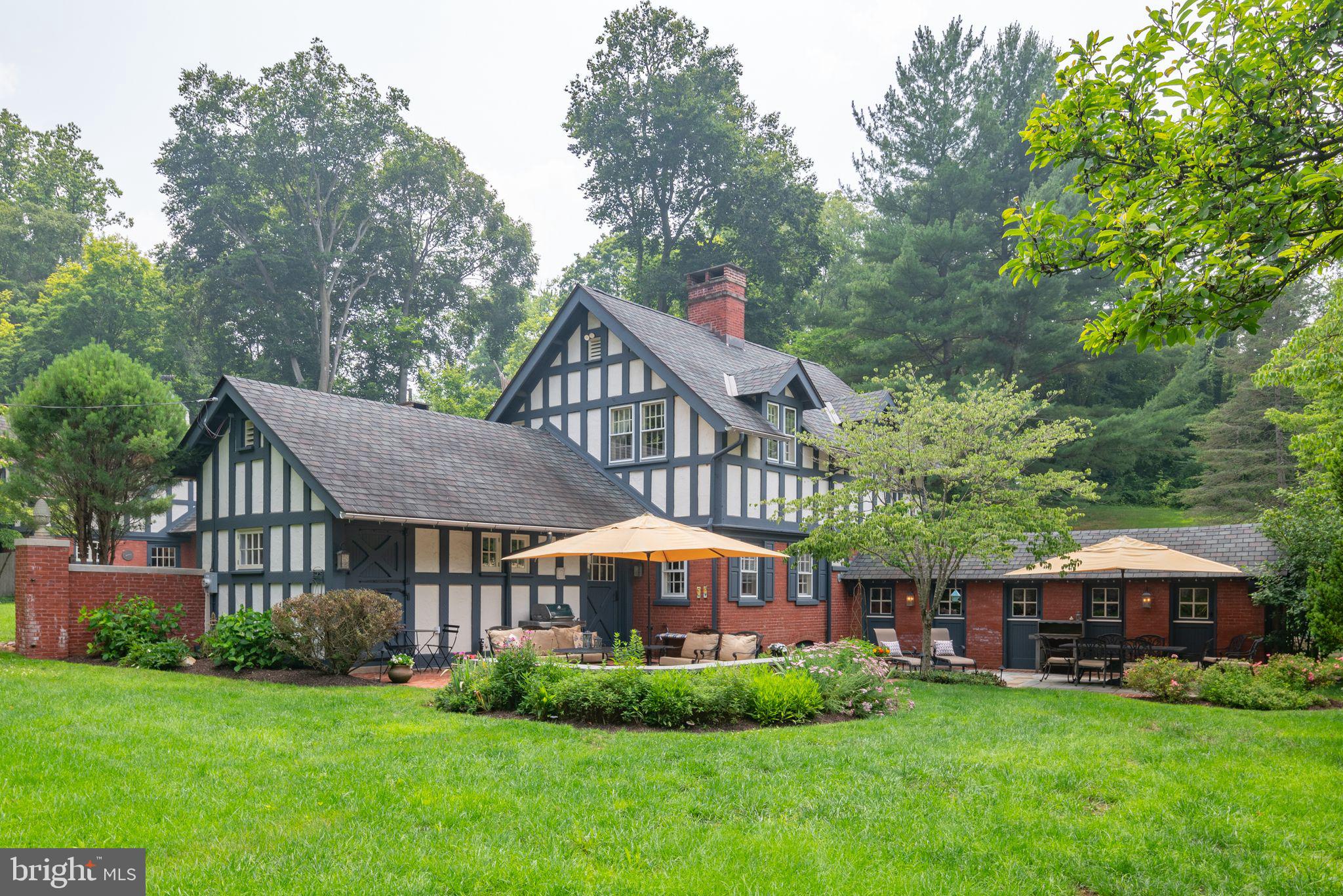 FOX HILL - Residential