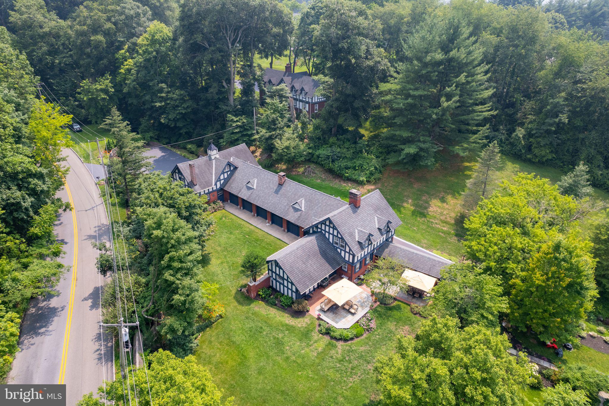 FOX HILL - Residential