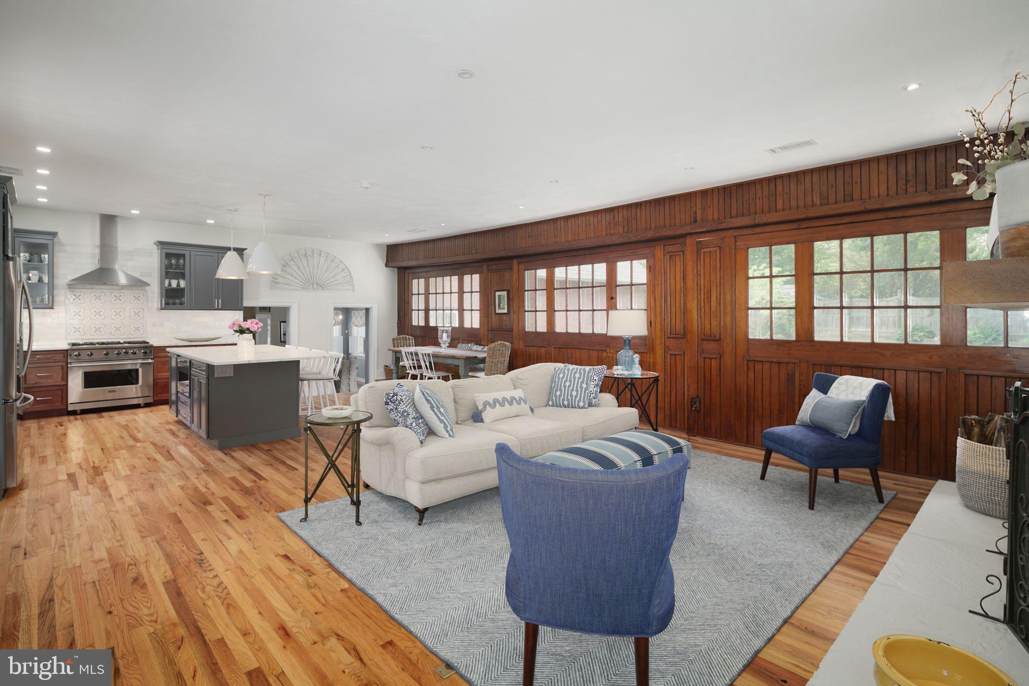 FOX HILL - Residential