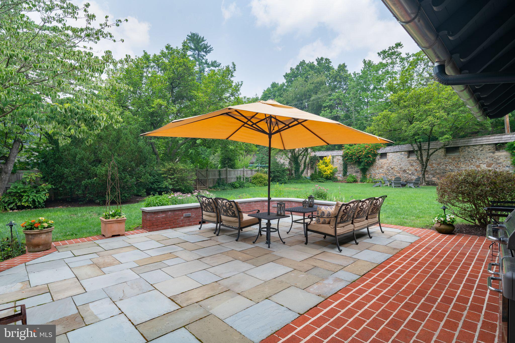 FOX HILL - Residential