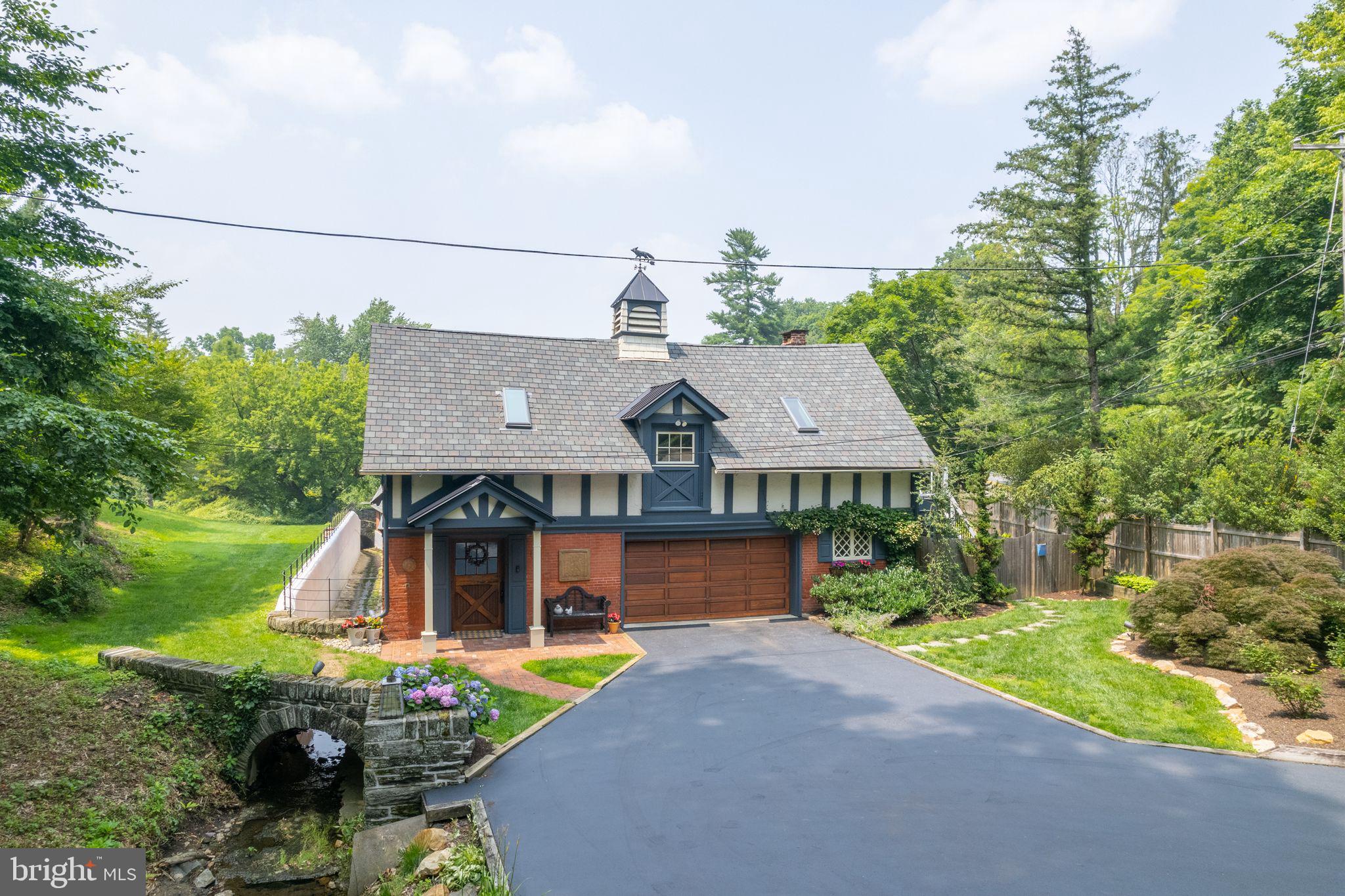 FOX HILL - Residential