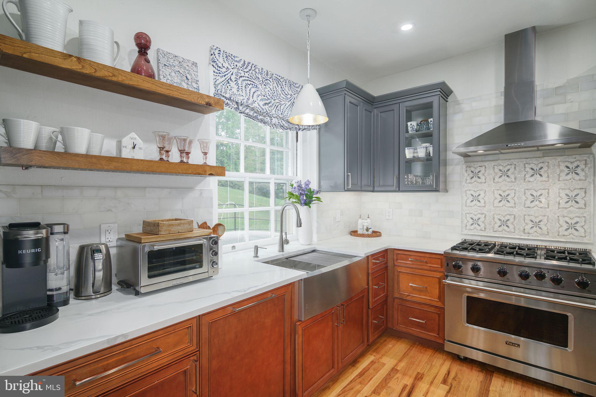 FOX HILL - Residential