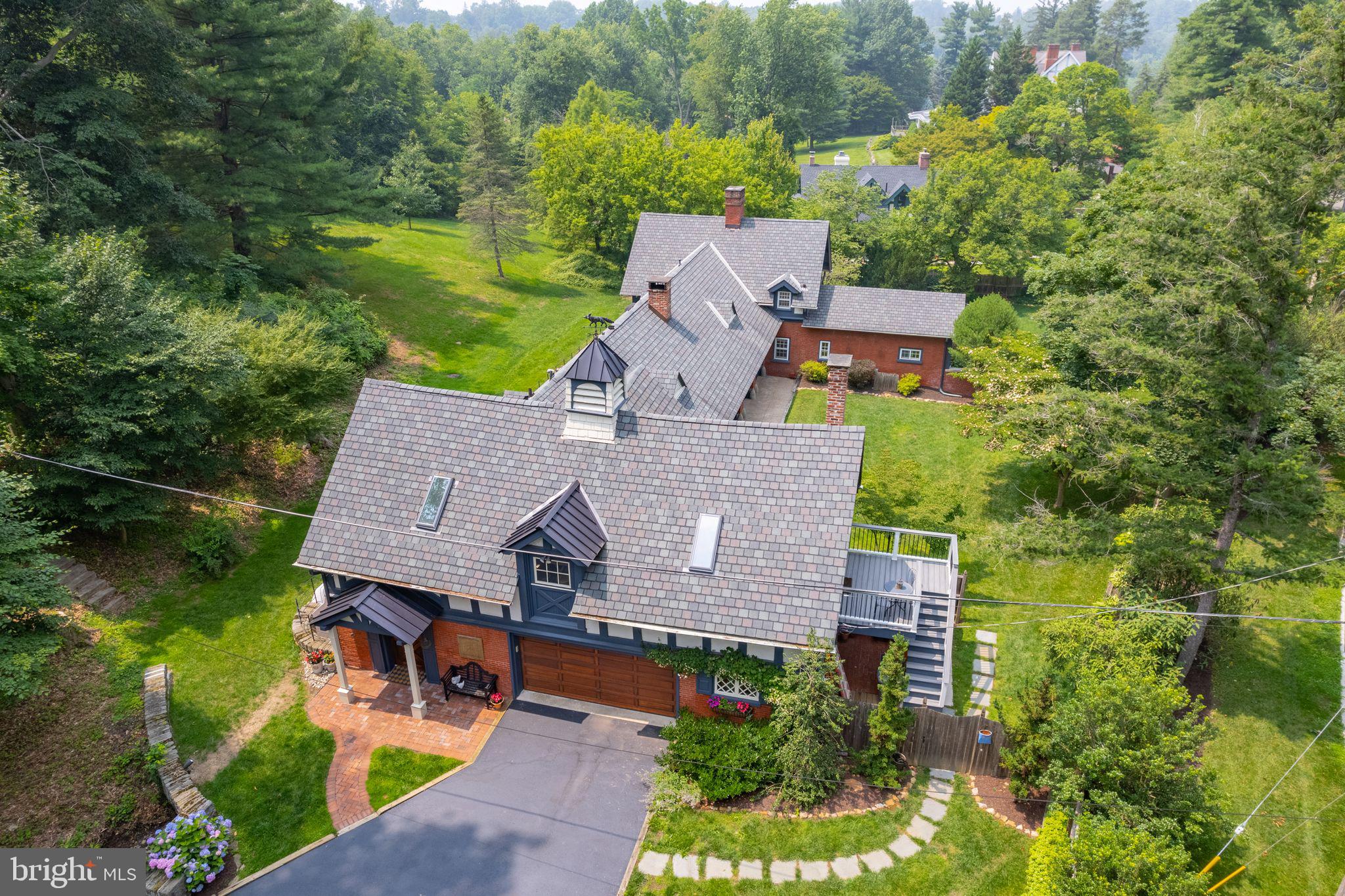 FOX HILL - Residential