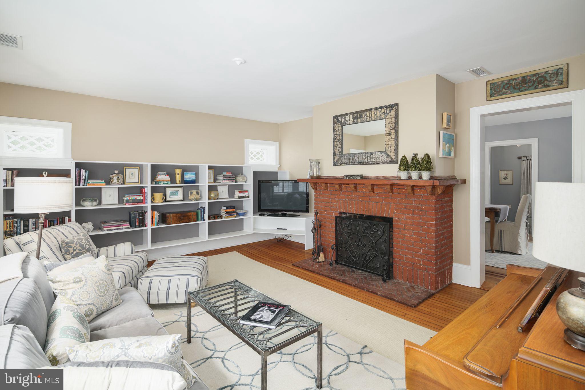 FOX HILL - Residential