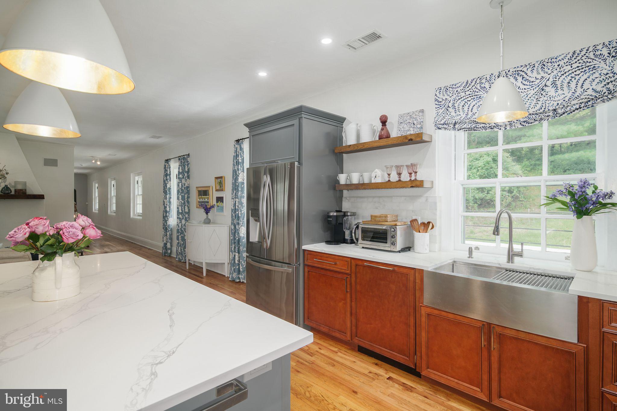 FOX HILL - Residential