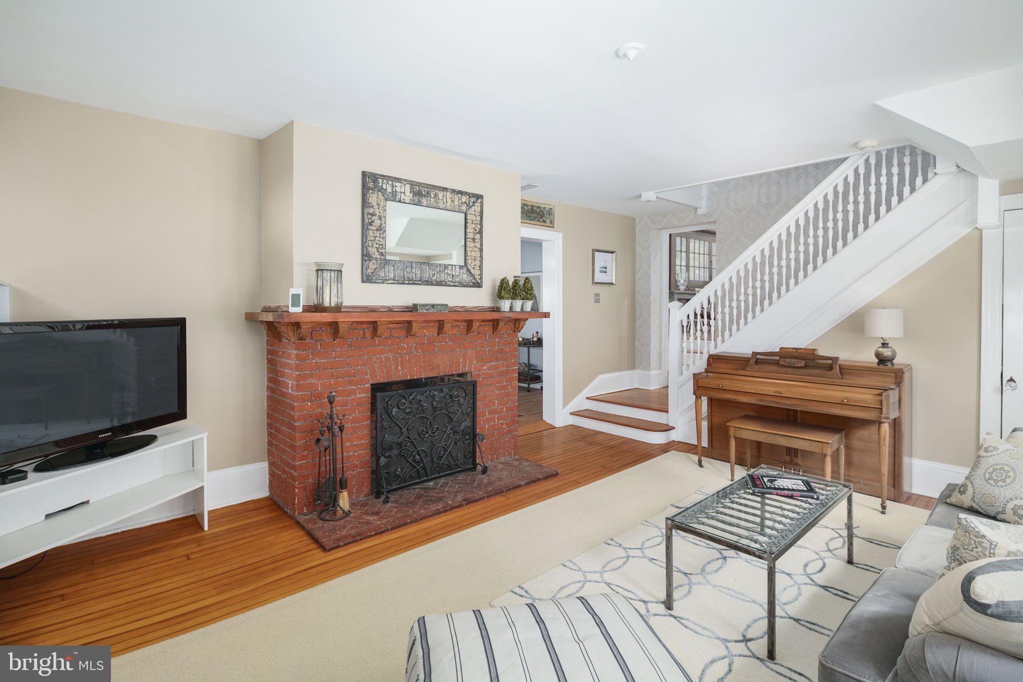 FOX HILL - Residential