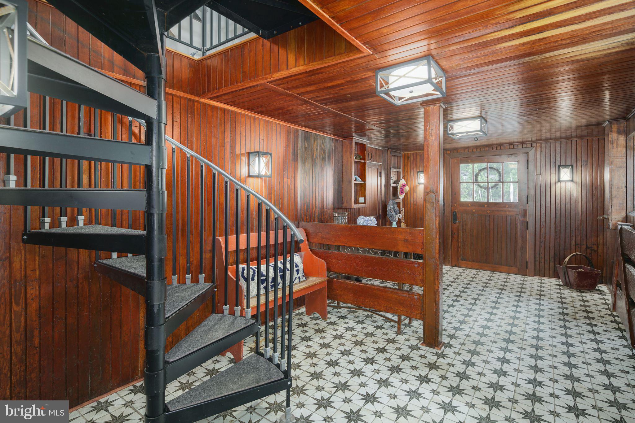 FOX HILL - Residential