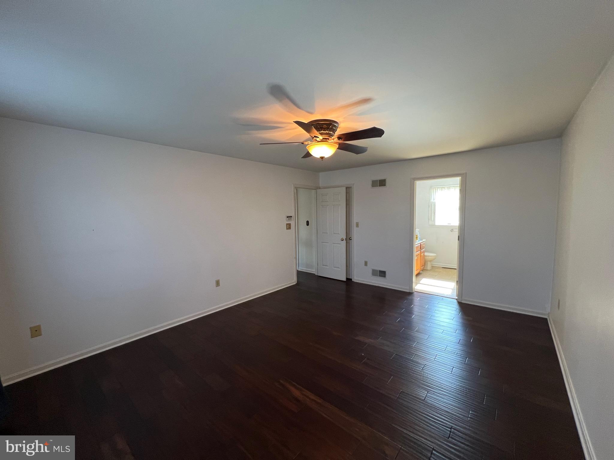 GLEN OAKS - Residential