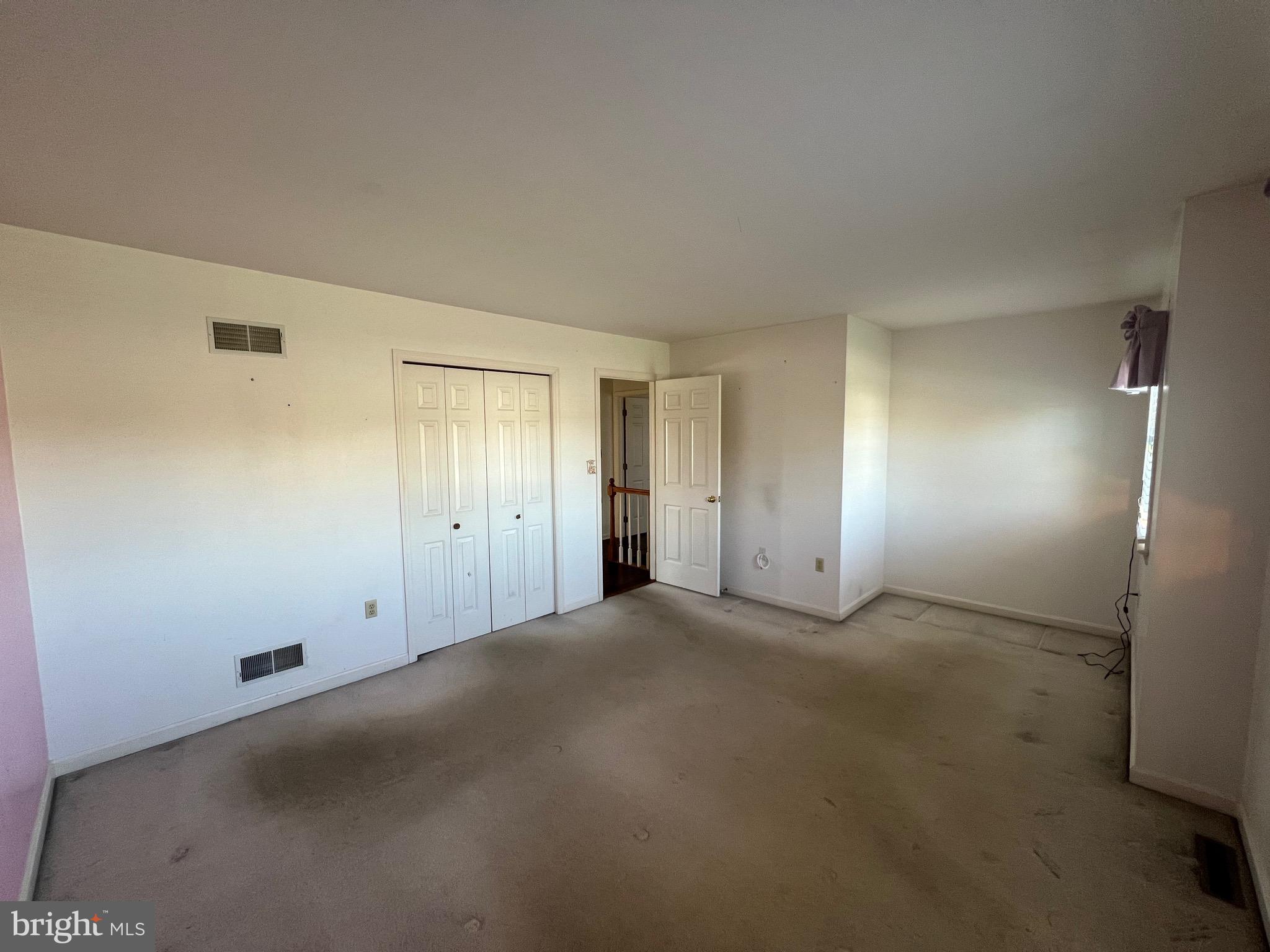 GLEN OAKS - Residential