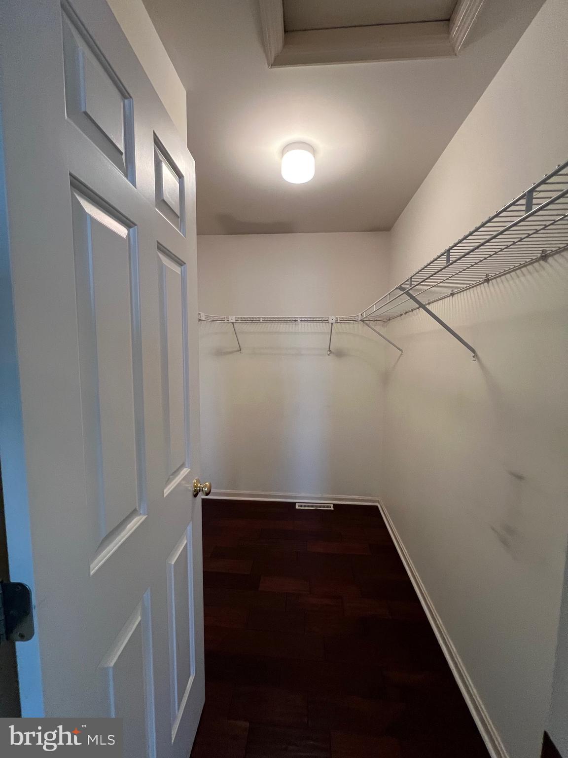 GLEN OAKS - Residential