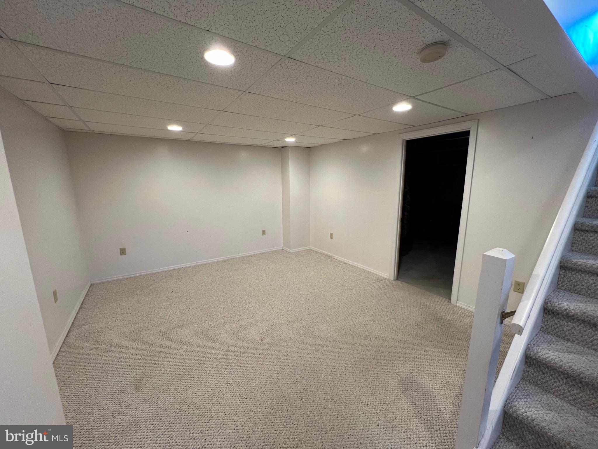 GLEN OAKS - Residential