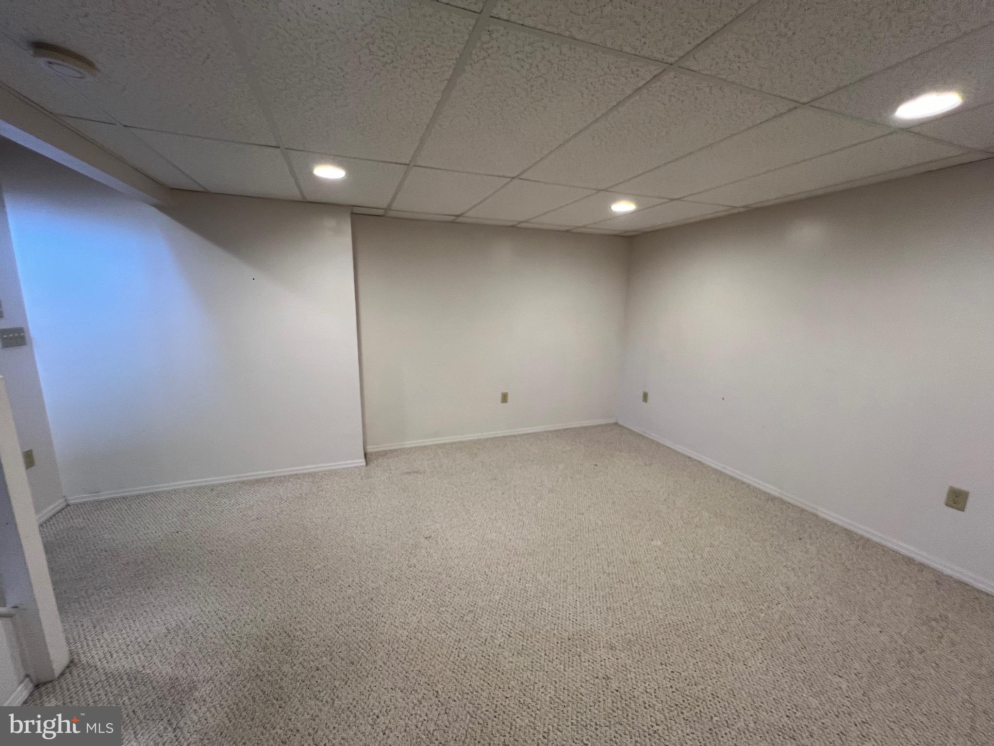 GLEN OAKS - Residential