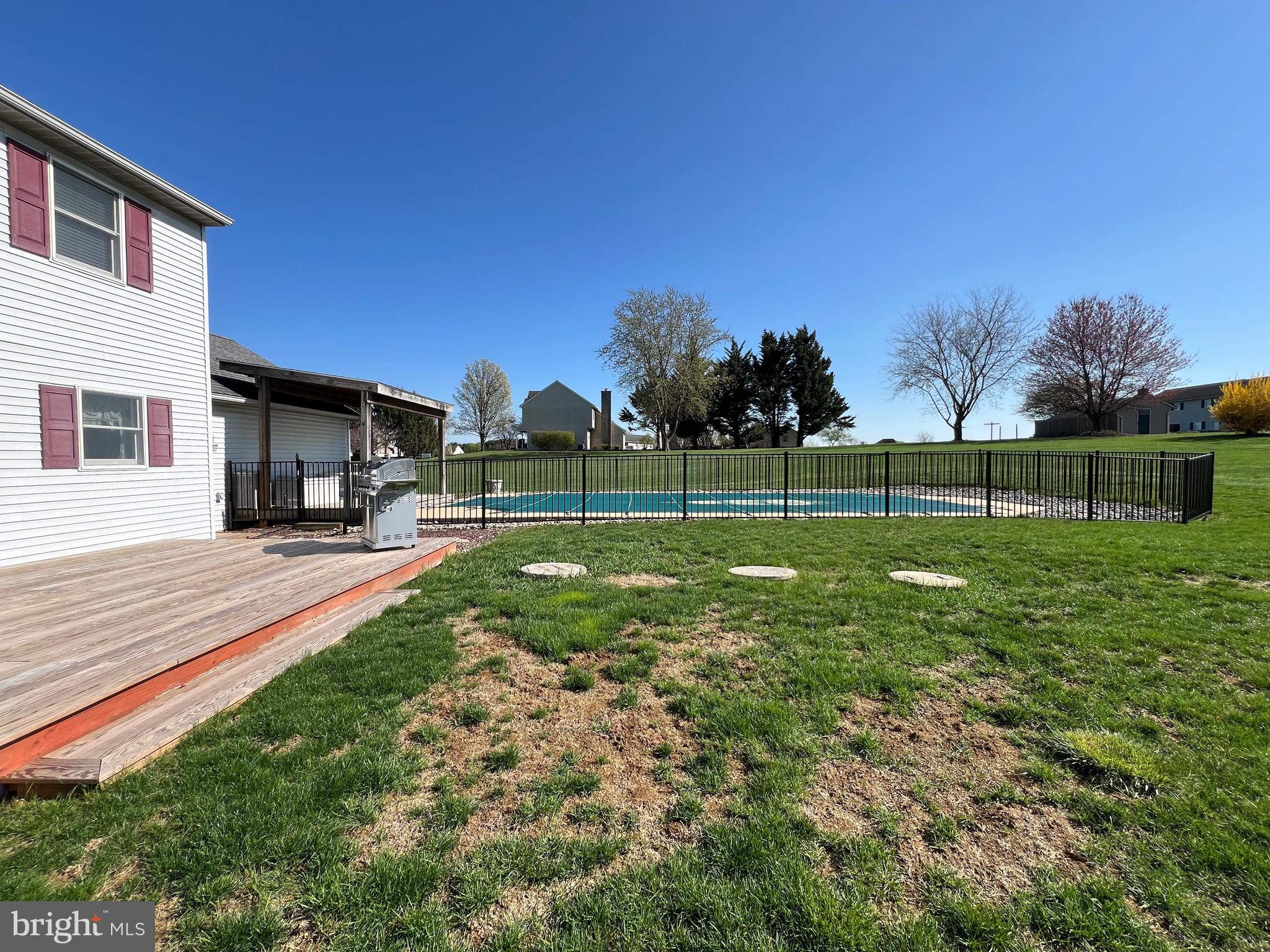 GLEN OAKS - Residential