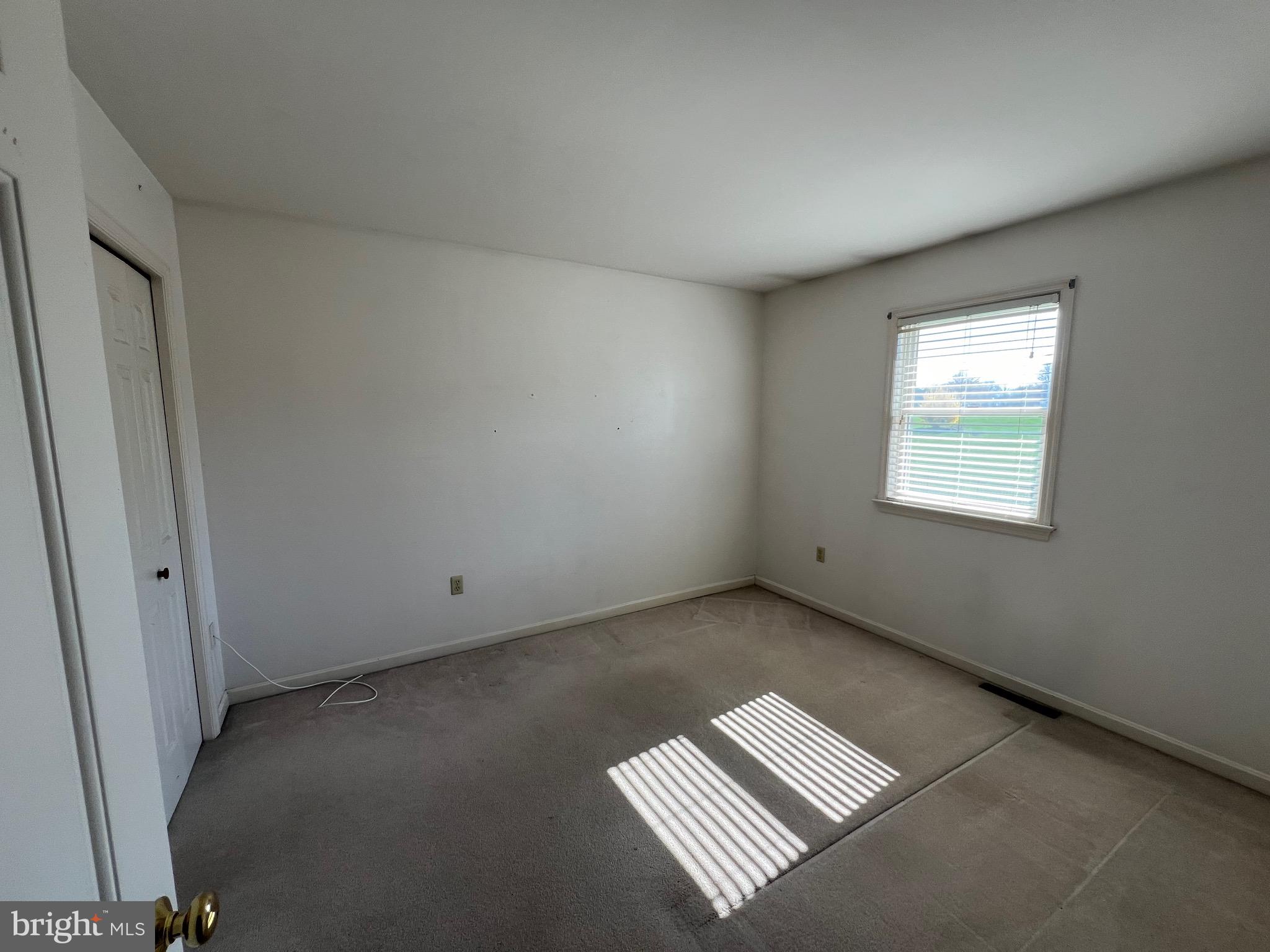 GLEN OAKS - Residential