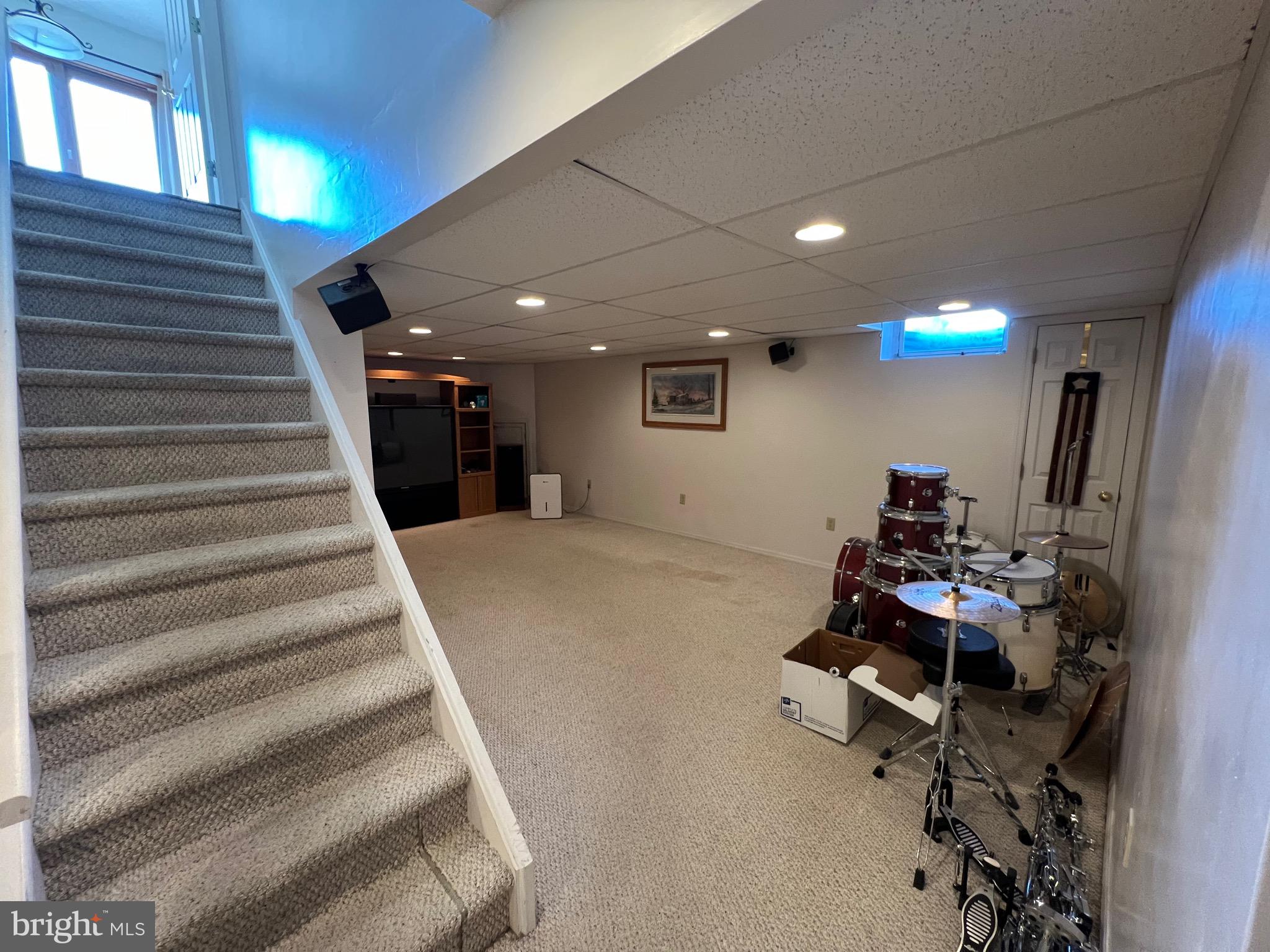 GLEN OAKS - Residential