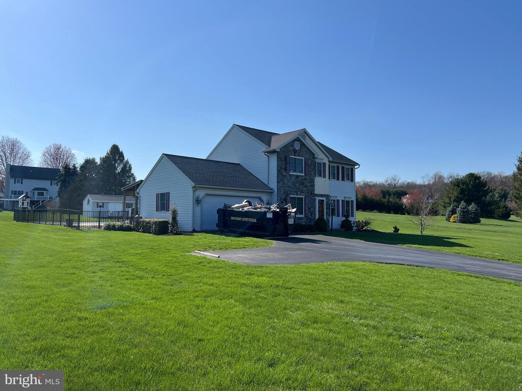Photo of 642 Meadow Hill Drive, NARVON, PA 17555 (MLS # PALA2067008)
