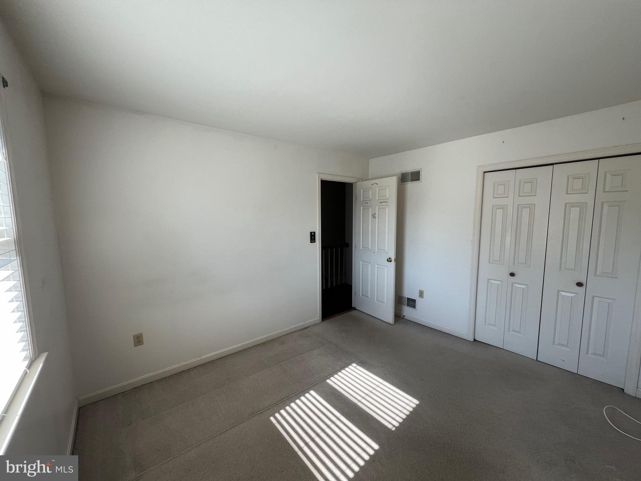 GLEN OAKS - Residential