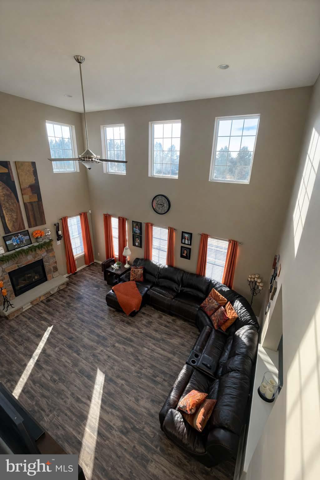 SUNSET KNOLL - Residential