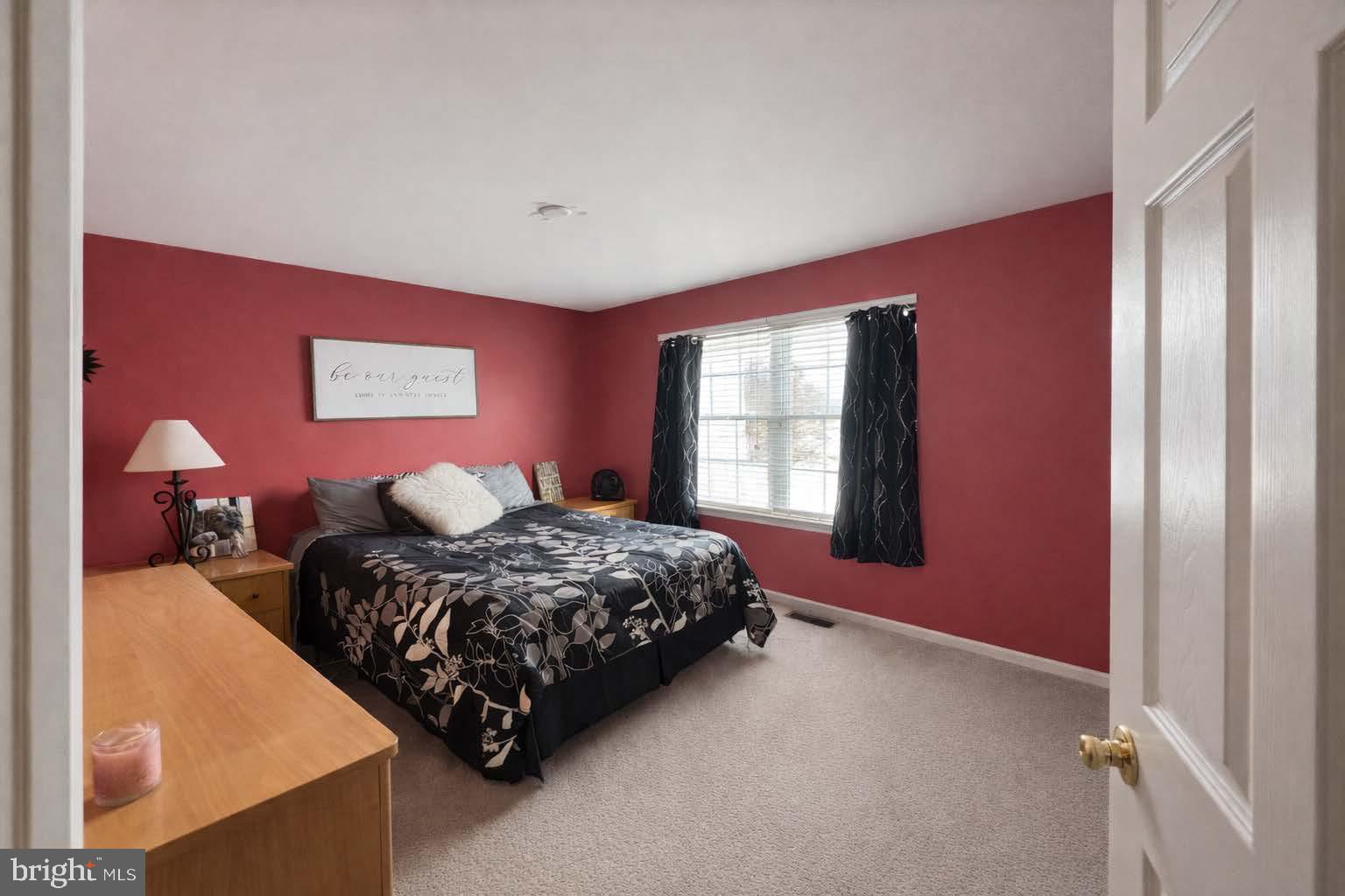 SUNSET KNOLL - Residential