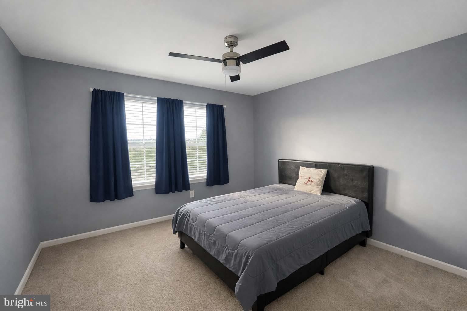 SUNSET KNOLL - Residential