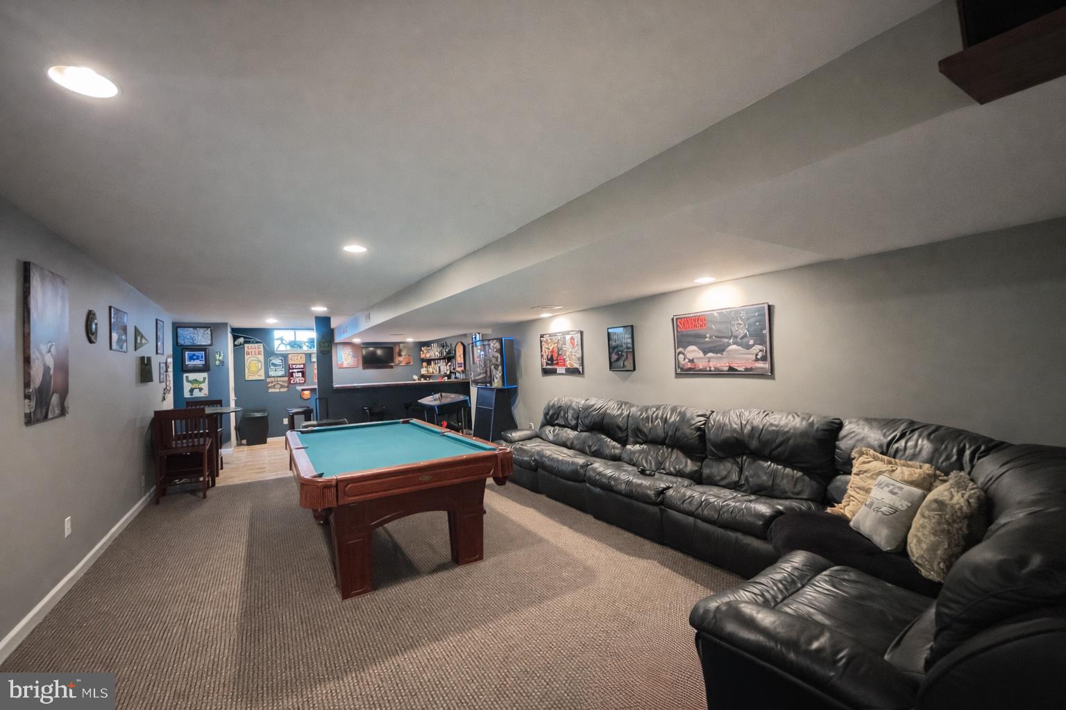 SUNSET KNOLL - Residential