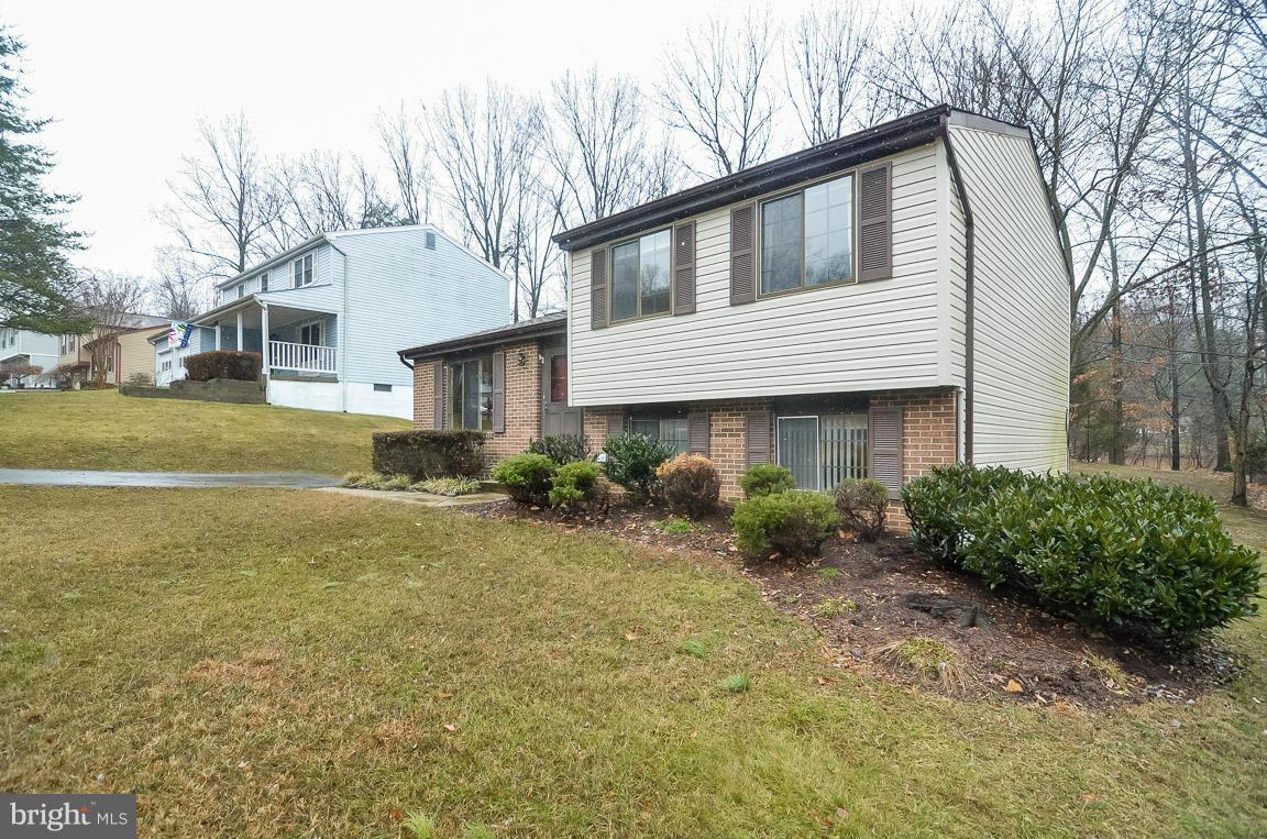 ROLLINGWOOD VILLAGE - Residential