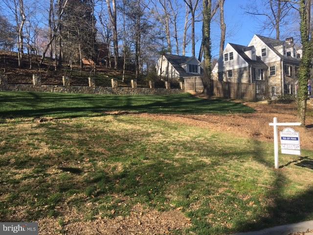 NORTH ARLINGTON - Land