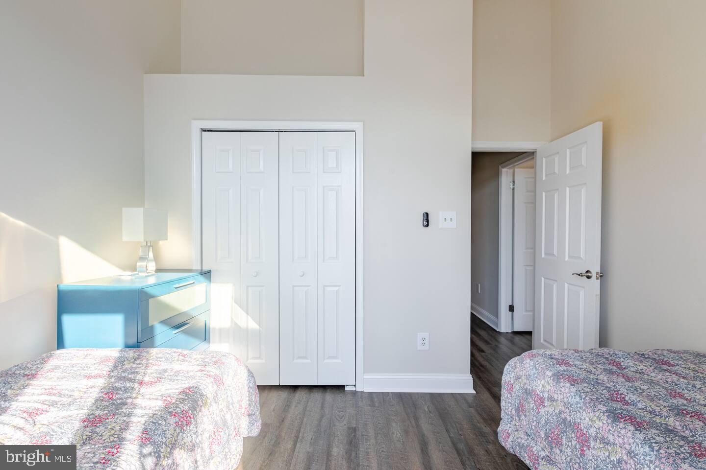 MONTGOMERY PLACE - Residential Lease