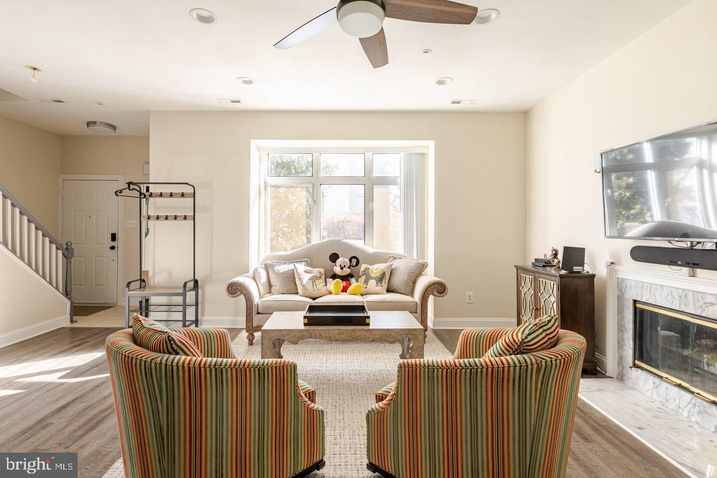 MONTGOMERY PLACE - Residential Lease