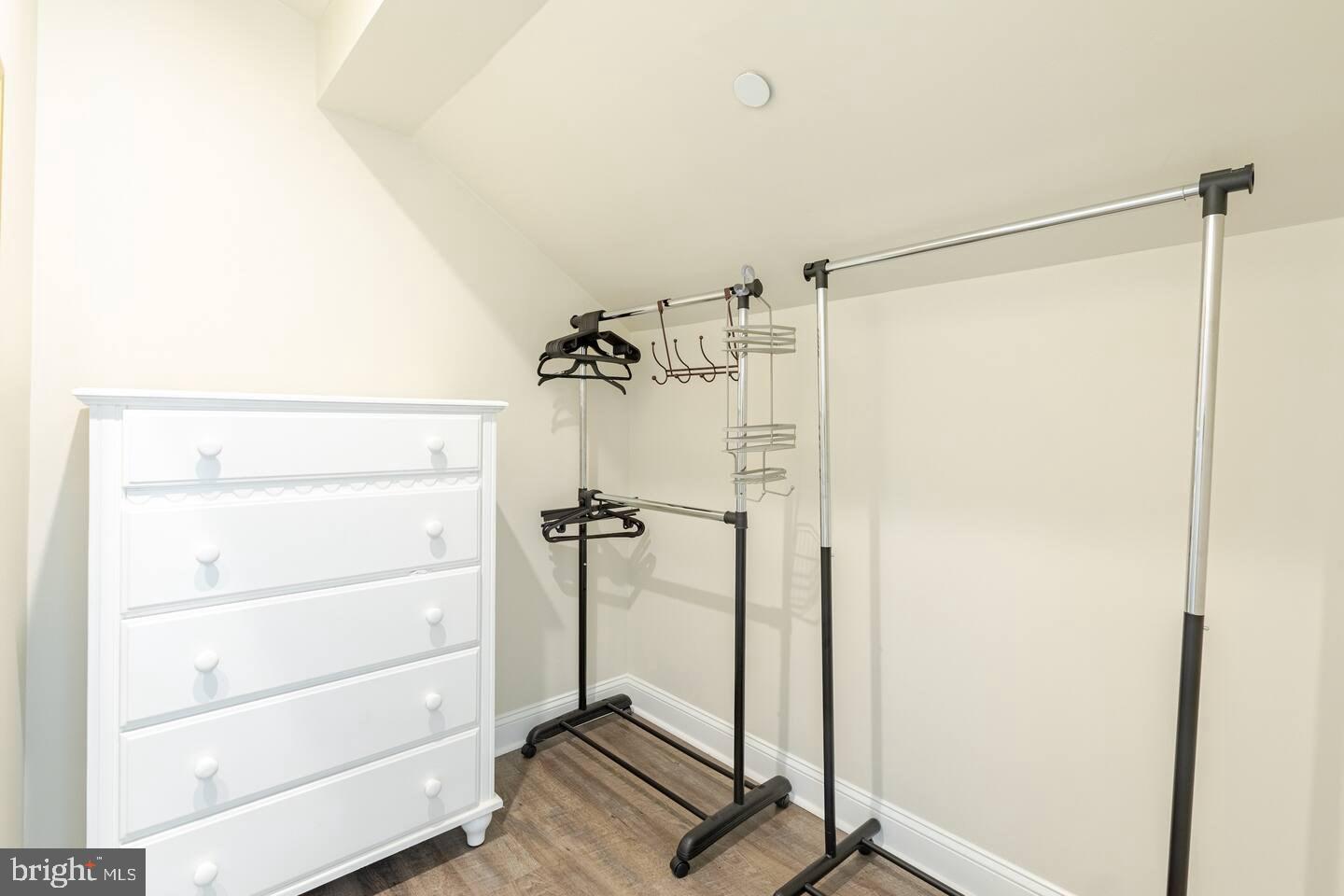 MONTGOMERY PLACE - Residential Lease