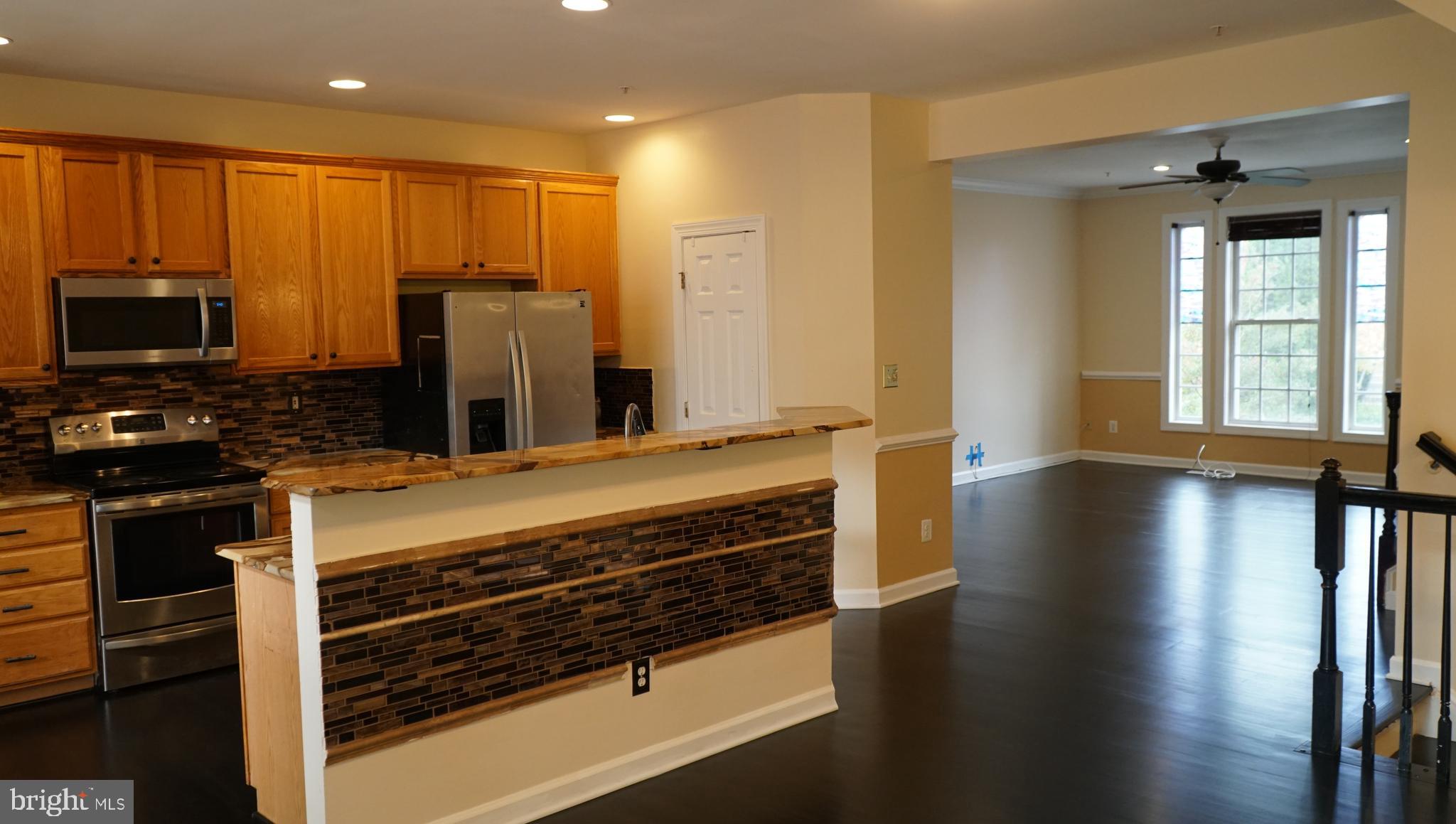 WAVERLY WOODS - Residential Lease