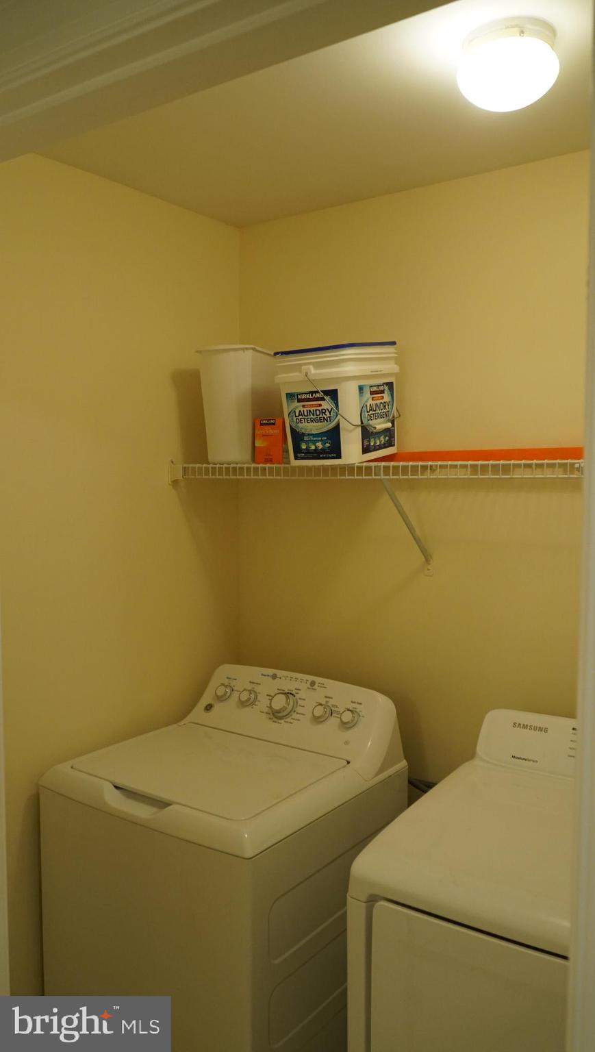 WAVERLY WOODS - Residential Lease