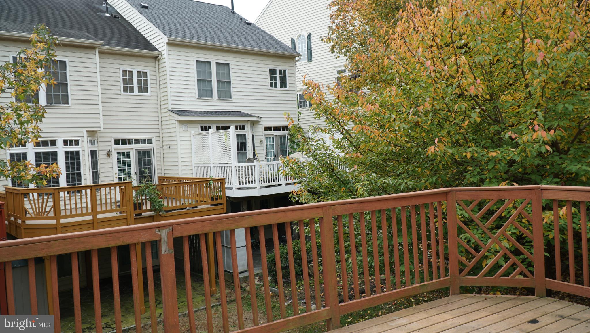 WAVERLY WOODS - Residential Lease