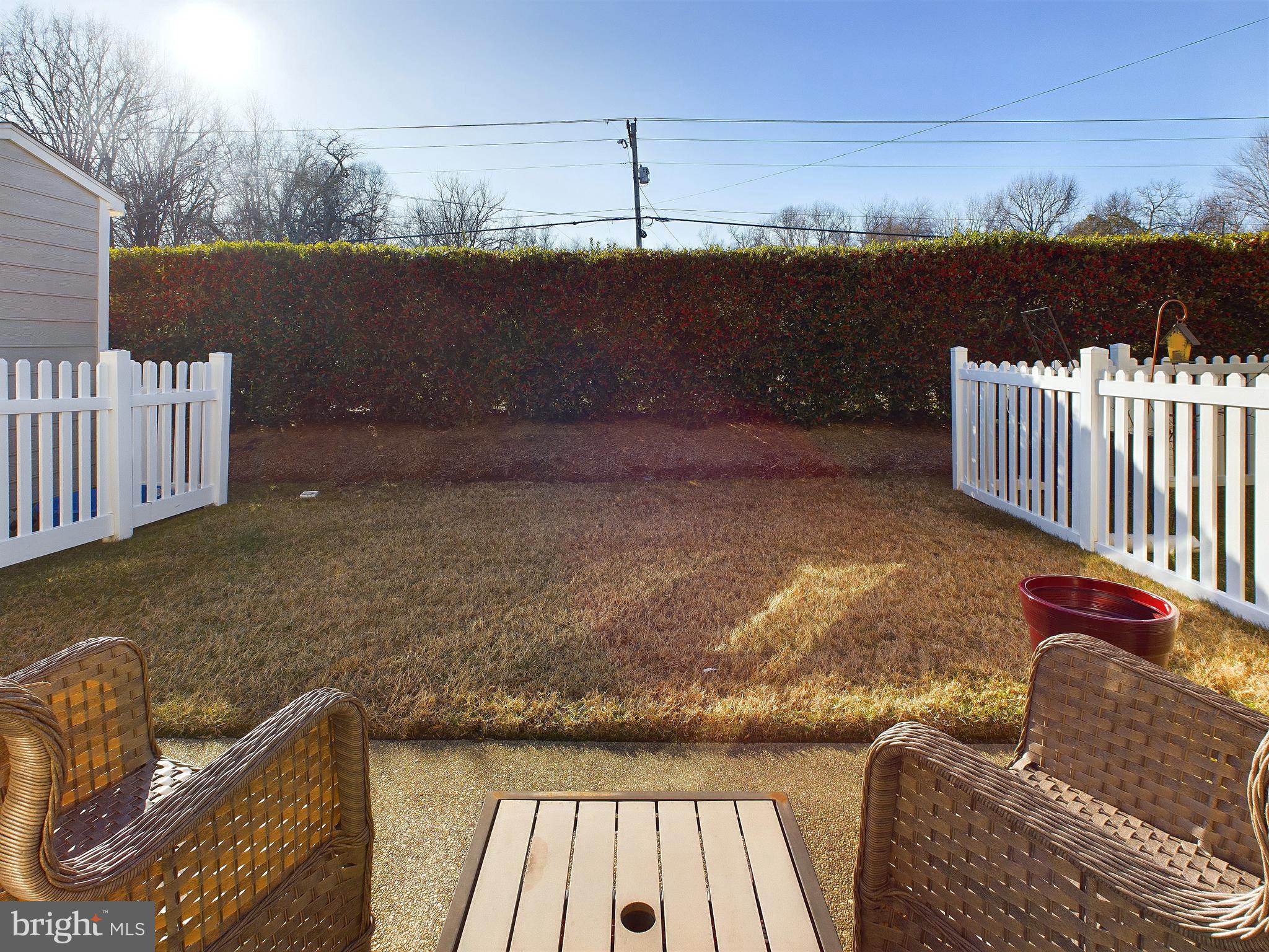 WASHINGTON SQUARE LA PLA - Residential