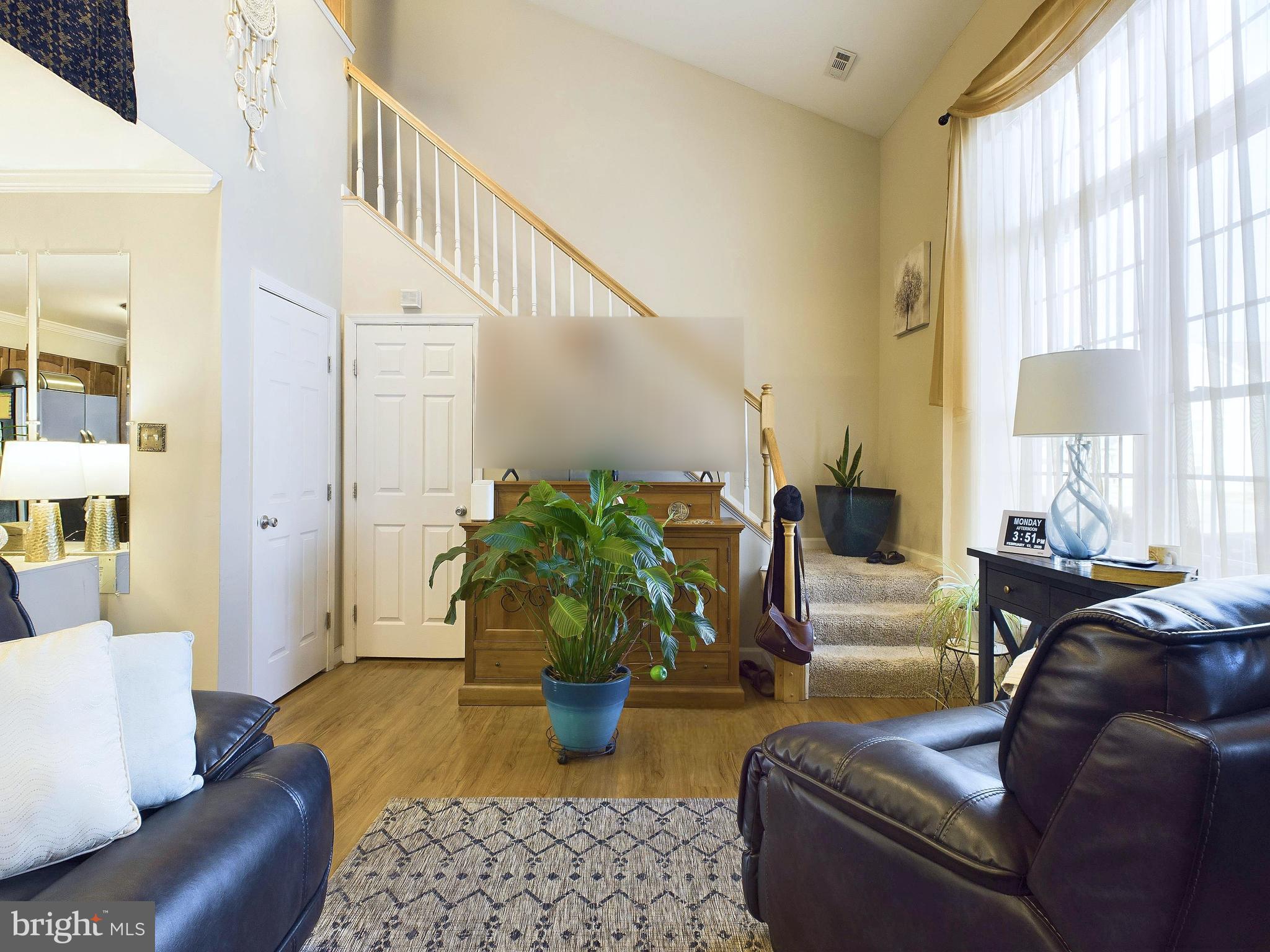 WASHINGTON SQUARE LA PLA - Residential