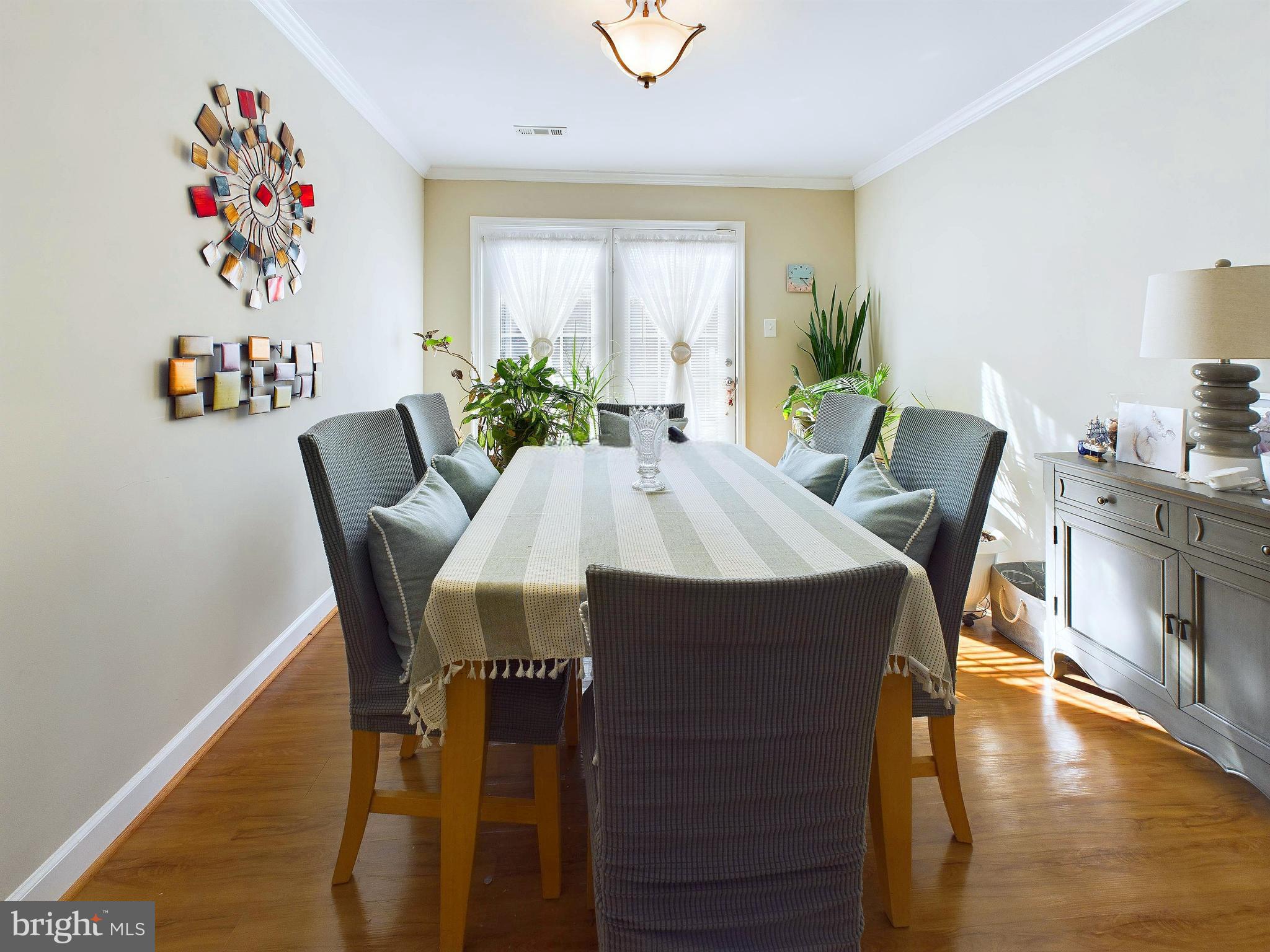 WASHINGTON SQUARE LA PLA - Residential