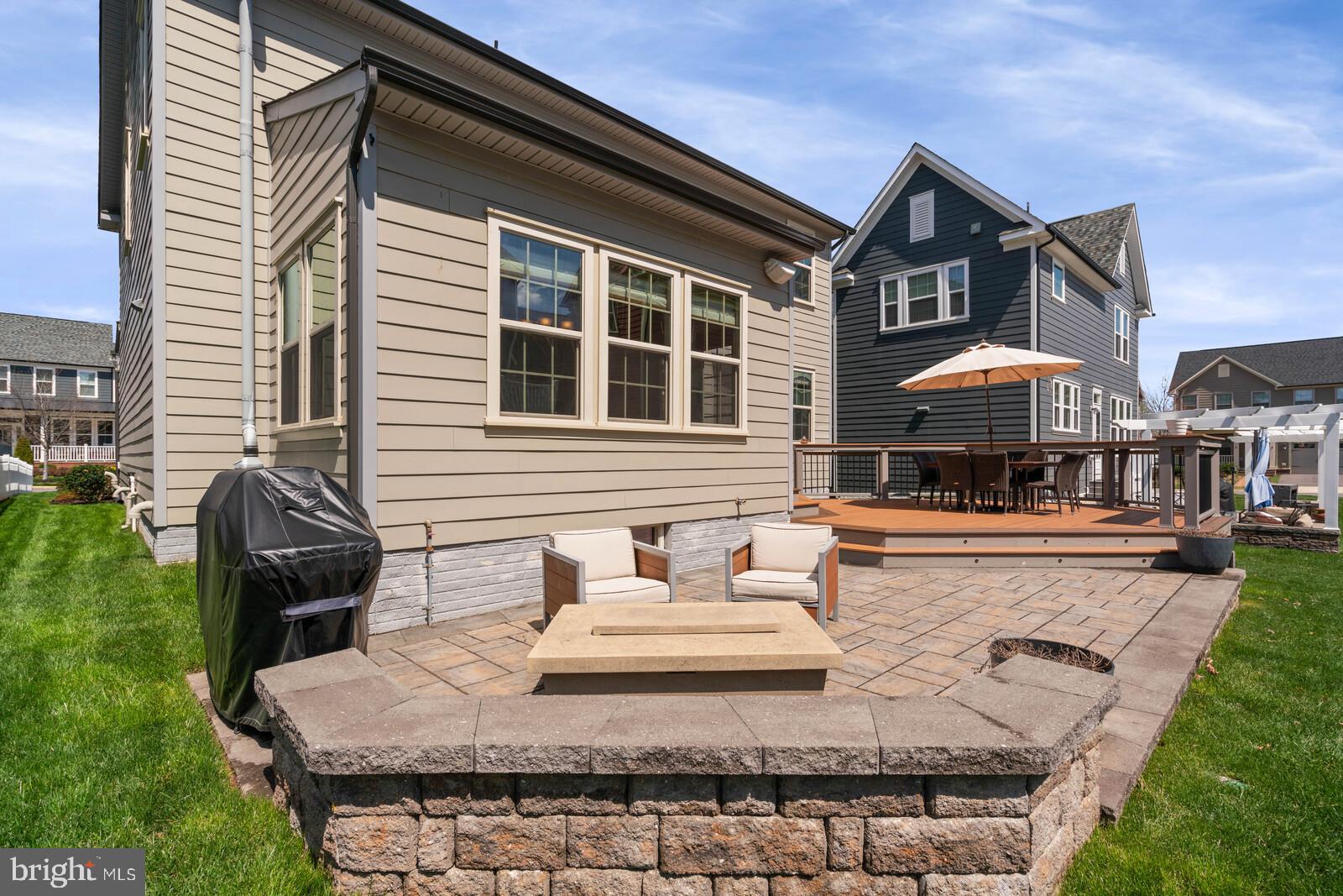 POTOMAC SHORES - Residential