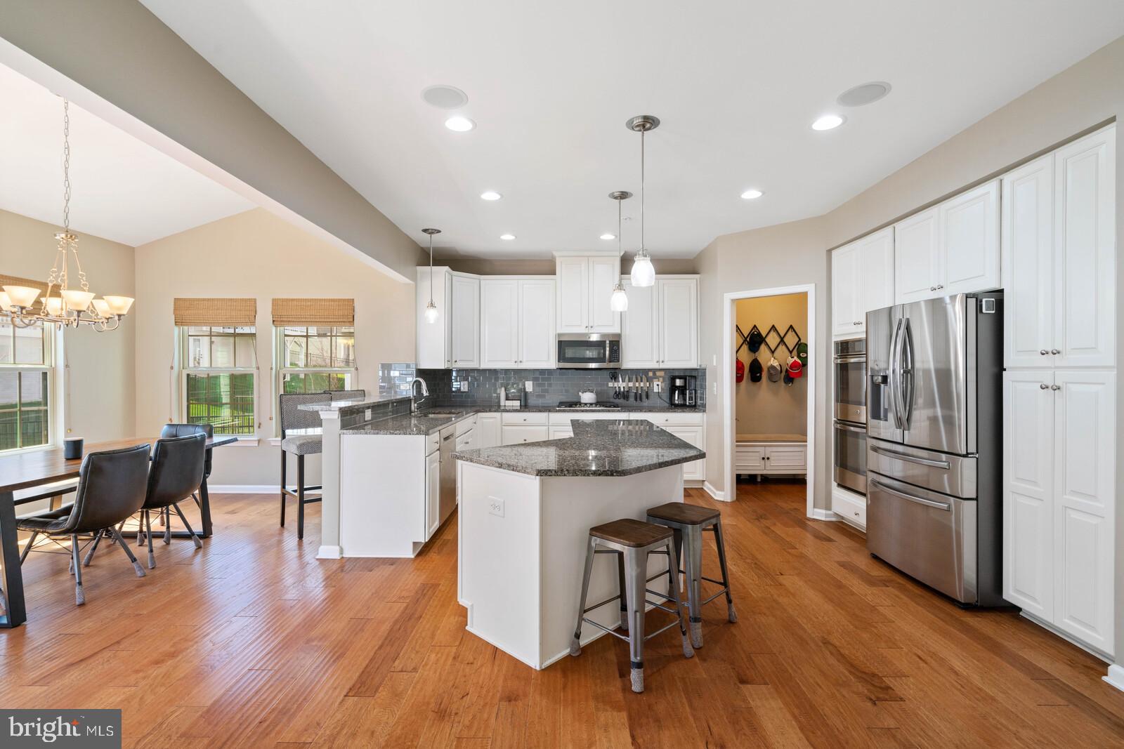 POTOMAC SHORES - Residential