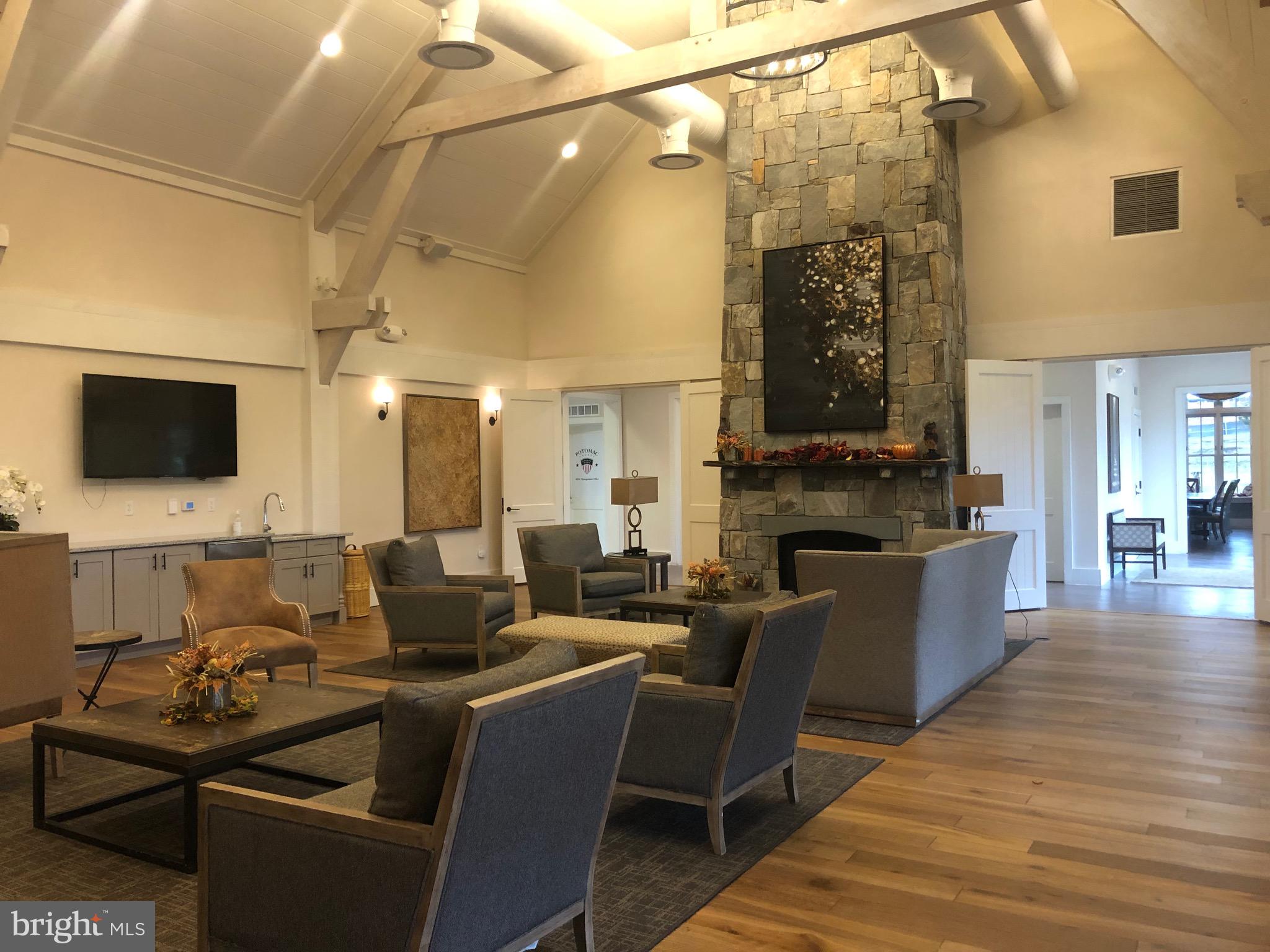 POTOMAC SHORES - Residential