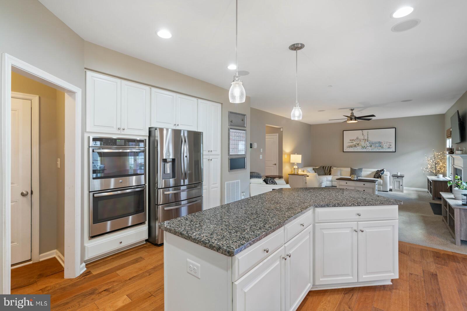 POTOMAC SHORES - Residential