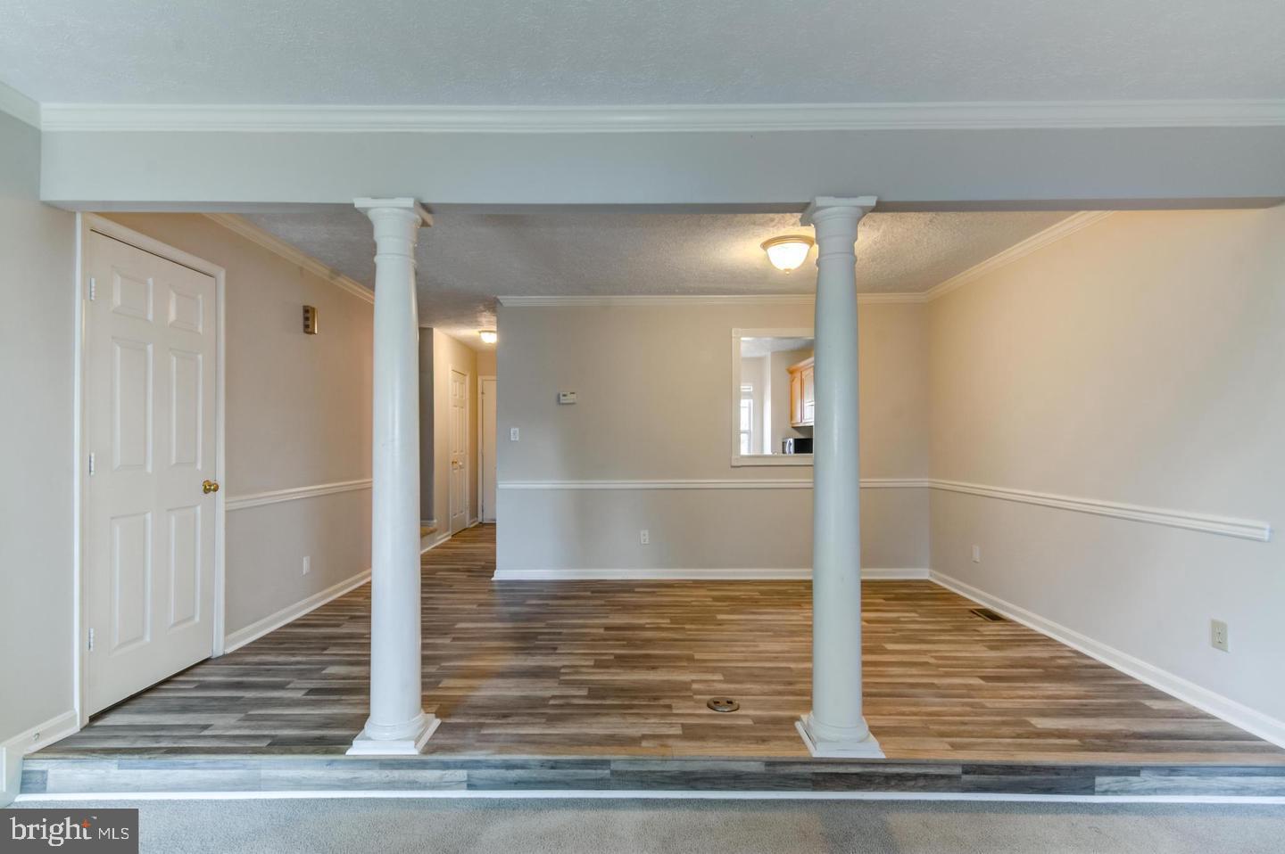 HAMPTON OAKS - Residential Lease